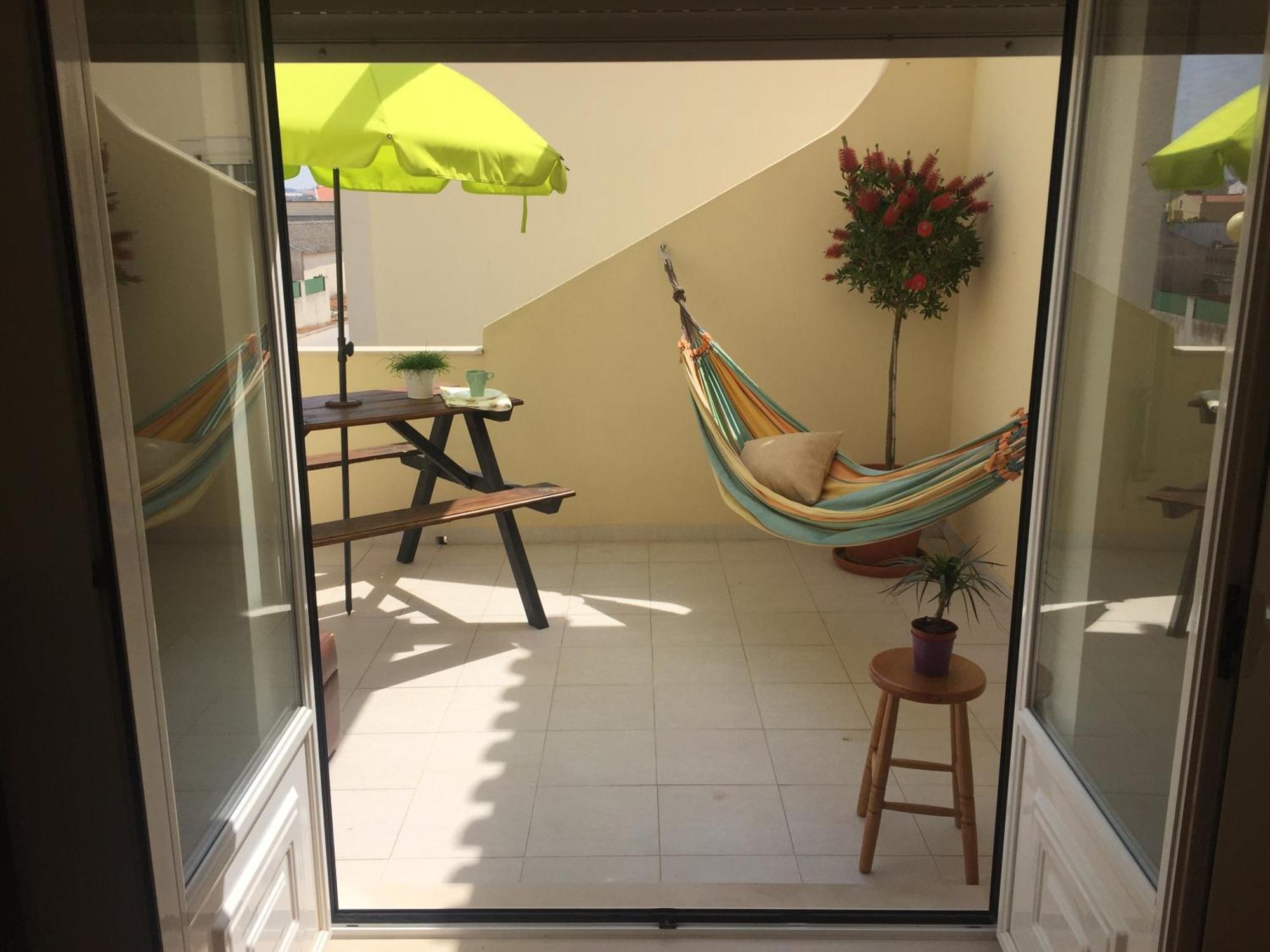 Pineapple Surf House Hostel Атогия да Балея Екстериор снимка
